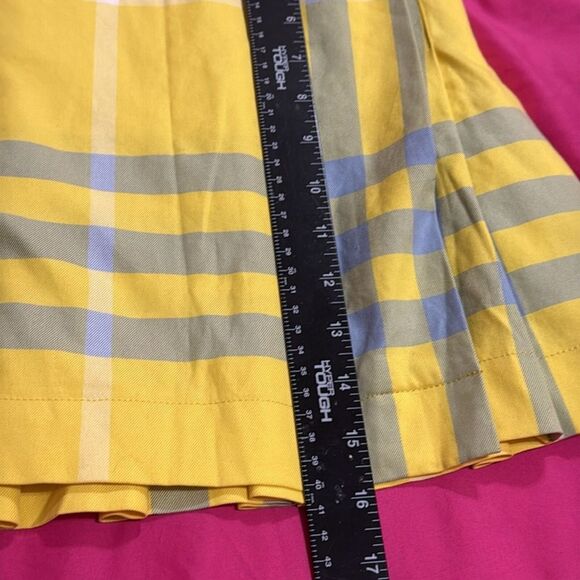 (K2) Burberry Golf Check Print Mini Skirt, Women's Size 8 - Picture 10 of 13